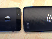 BlackBerry Z10 VS iPhone 5 in White & Black