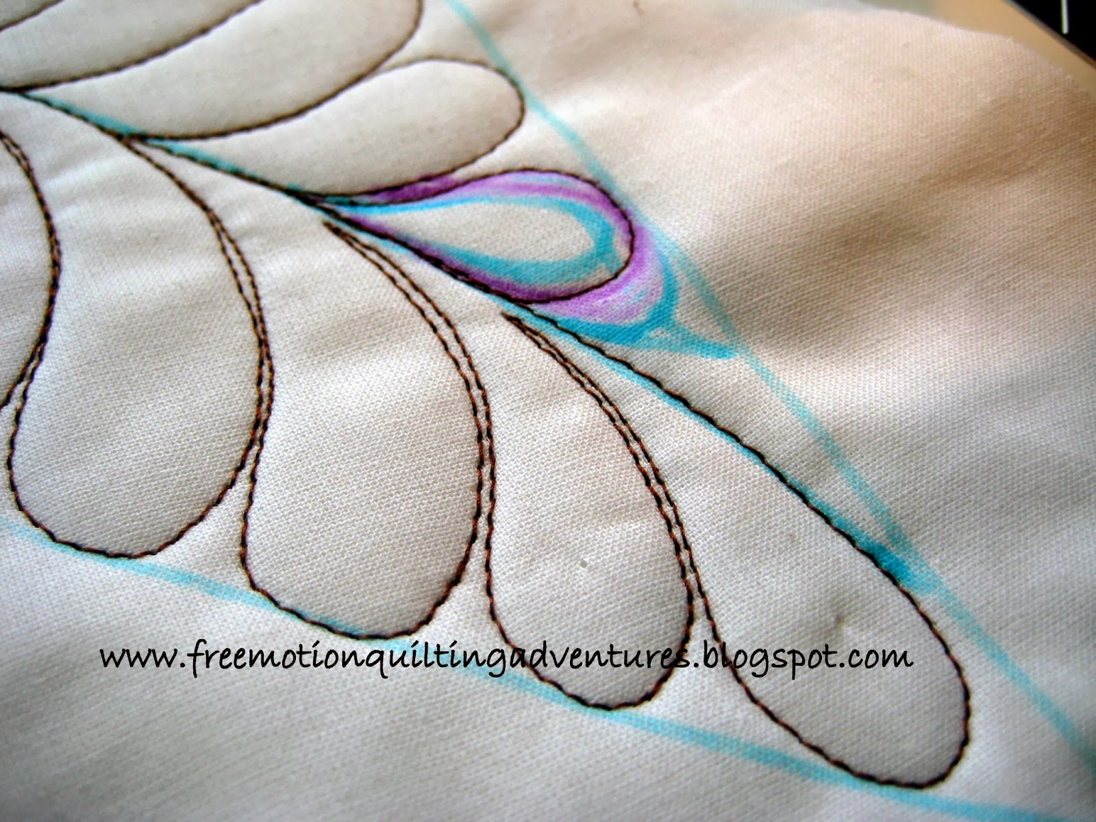 Amy's Free Motion Quilting Adventures Free Motion Feathers in Triangles