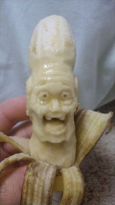 http://3.bp.blogspot.com/-10Dob8oFu-8/TaUTVlrZ-qI/AAAAAAAAQlU/i1x-tBH9pLs/s400/amazing_bananas_art_04.jpg