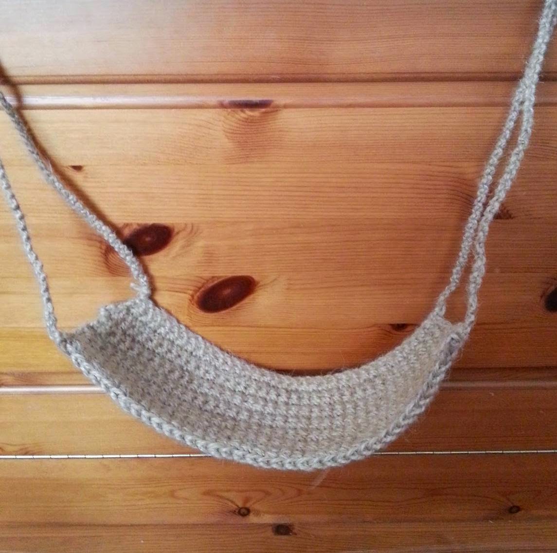 Lariath Live a Little. Hamster DIY Suspended Crochet Bridge