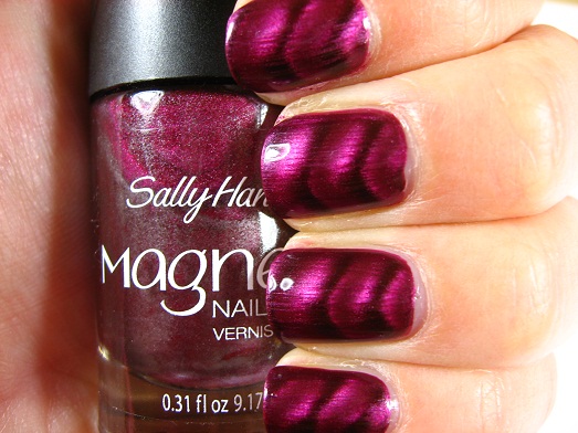 Right on the Nail: Sally Hansen Magnetic Polishes: Red-y Response