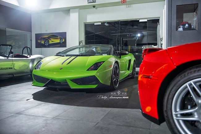 Video Visiting Lamborghini Miami Carsfresh
