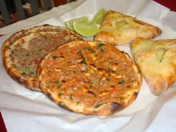 Pizzaria & Esfiharia Pari