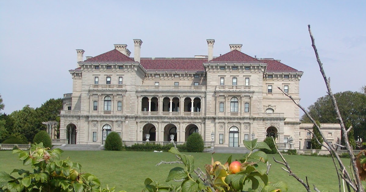 Desert Reflections Summer Cottages; Newport, RI