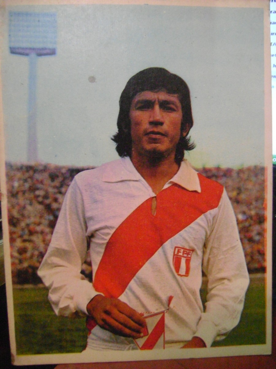 La Esquina Celeste EL FLACO ALFREDO QUESADA Y SU FAMOSO POLLO