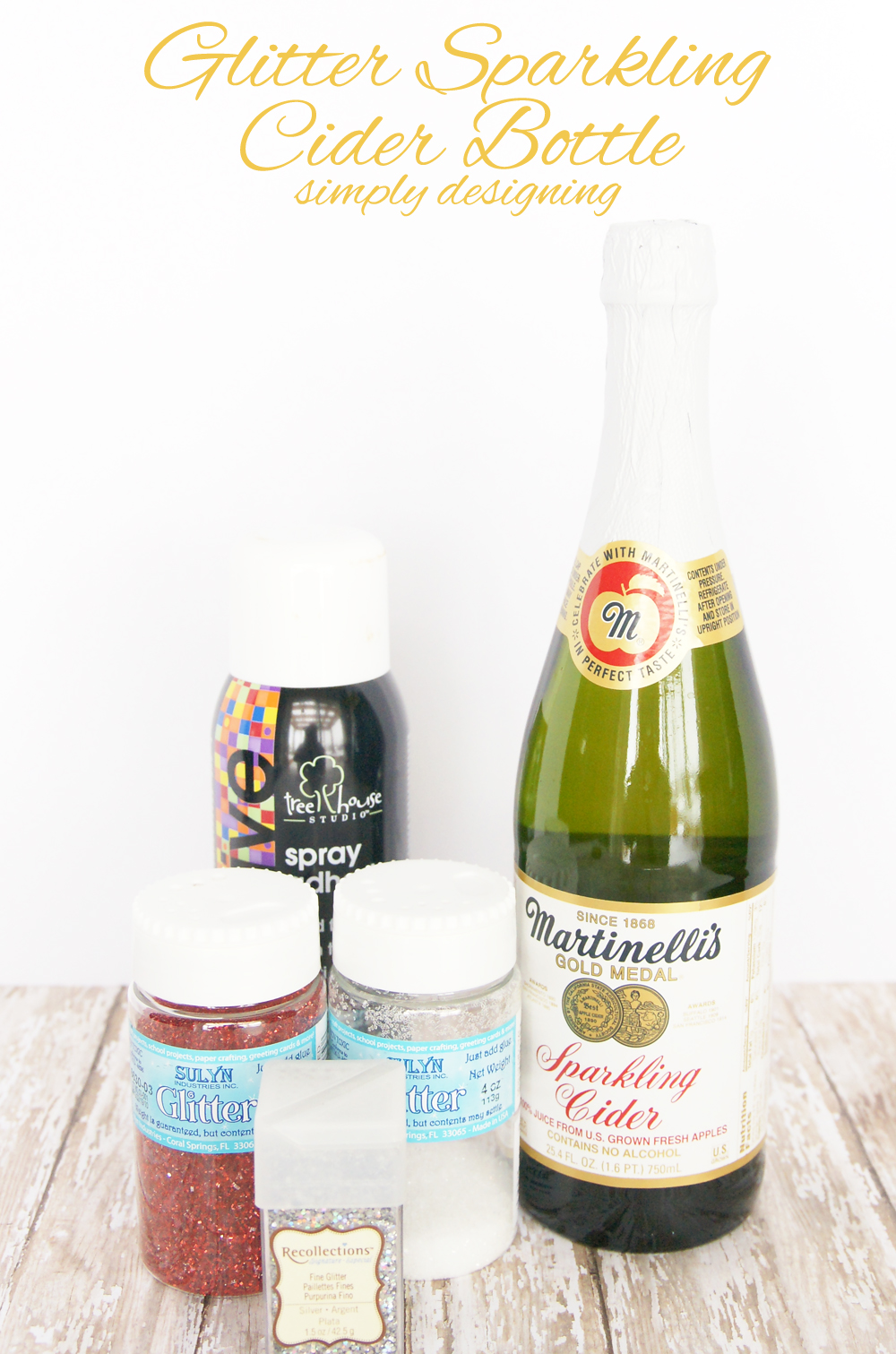 Glitter Sparkling Cider Bottle | a perfect way to dress-up a bottle of bubbly for Valentine's Day, Christmas, New Year's or a Wedding | #glitter #valentinesday #celebration