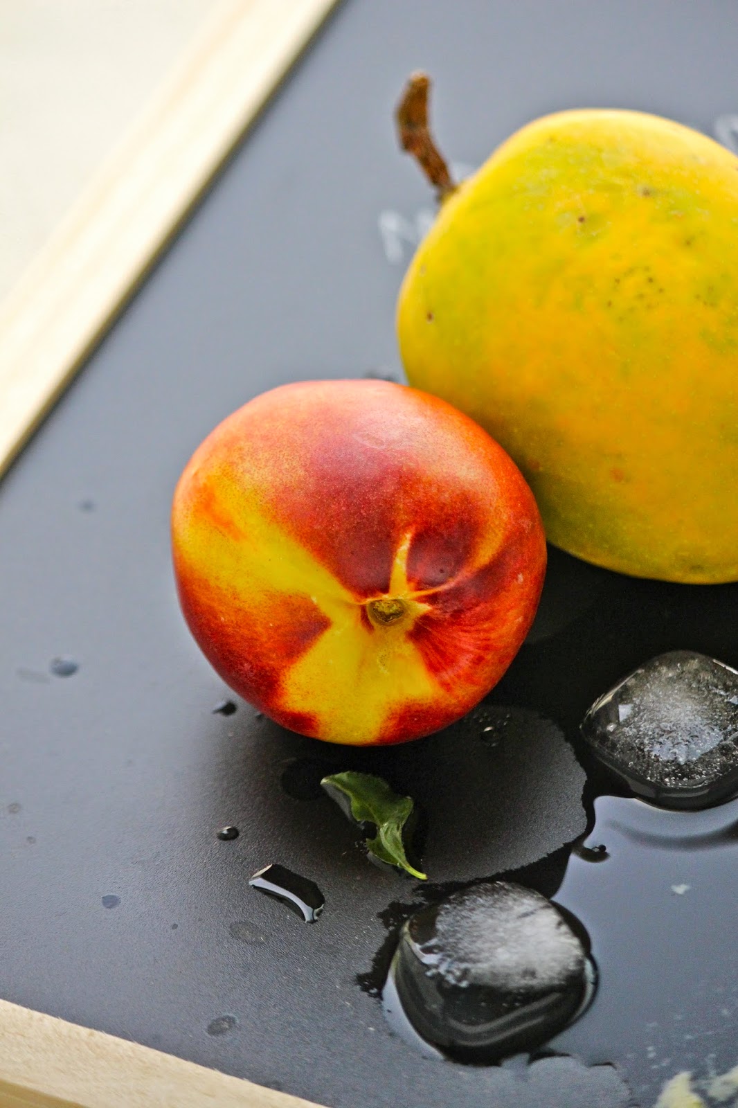 Plateful Mango Nectarine Smoothie