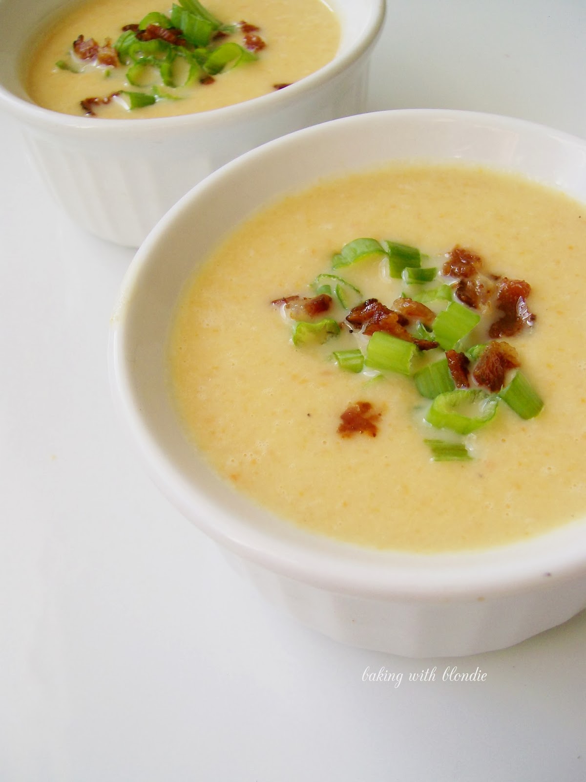 Slow Cooker Cauliflower Soup with Cheddar and Bacon