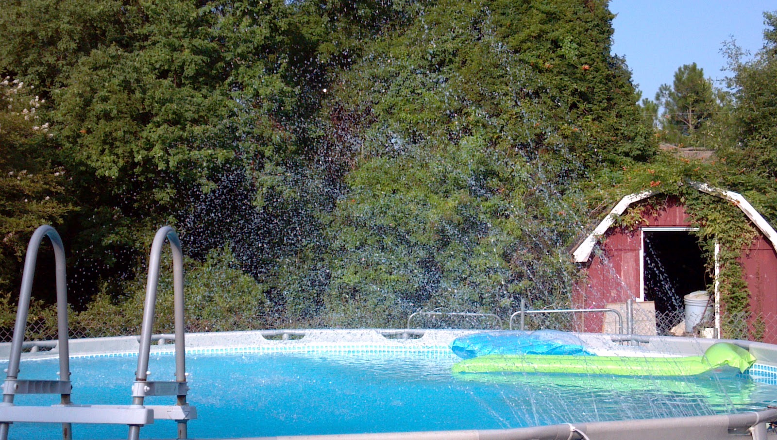How To Cool Your Pool In Those Hot Summer Months Diy Fountain This Is The Completed Water Fountain Project In Action We Set Our Pump To Run From 7 00 Pm Until Am