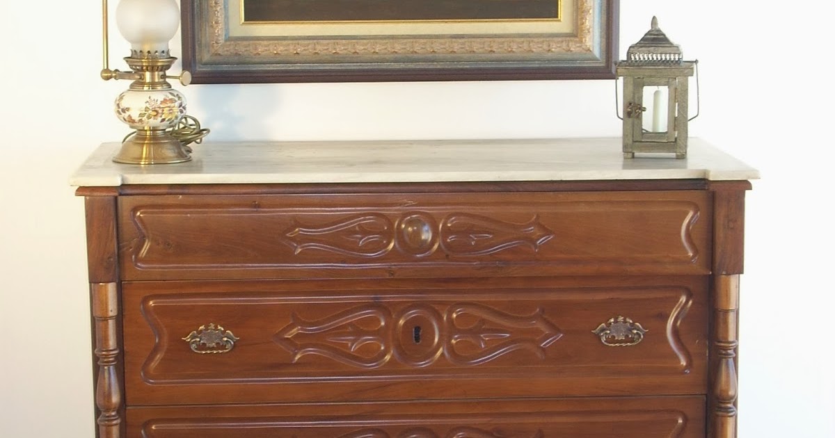 VENTA DE MUEBLES ANTIGUOS RESTAURADOS NATURMOBLE: CÓMODA ISABELINA DE NOGAL