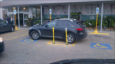 Epic Parking Fails Seen On www.coolpicturegallery.us