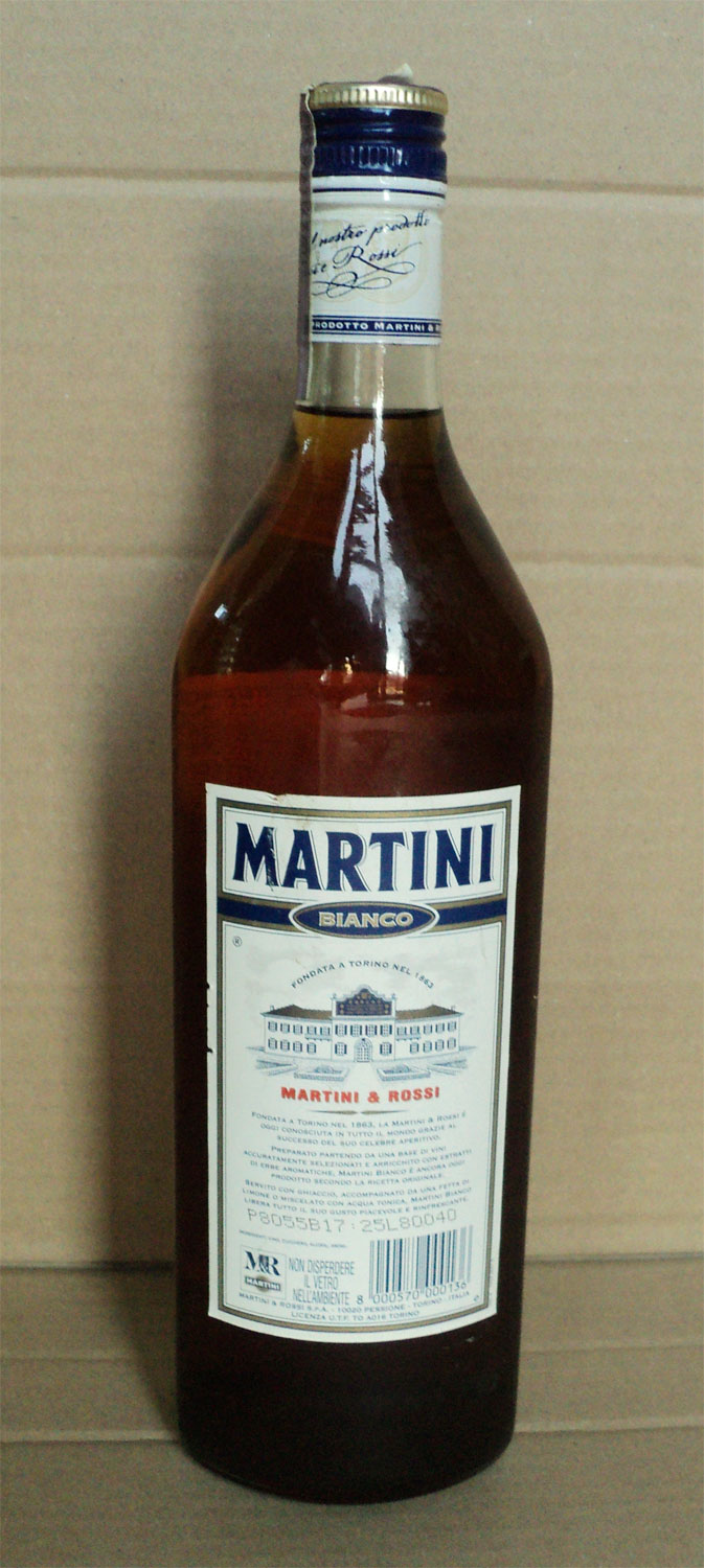 Bottiglia di Vermouth Martini Bianco Martini & Rossi vintage liquor