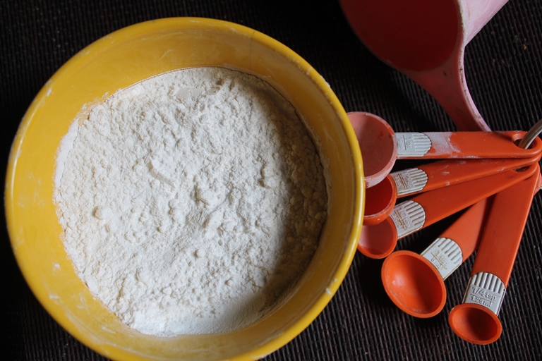 Homemade Cake Flour Recipe How to Make Cake Flour at Home Yummy Tummy