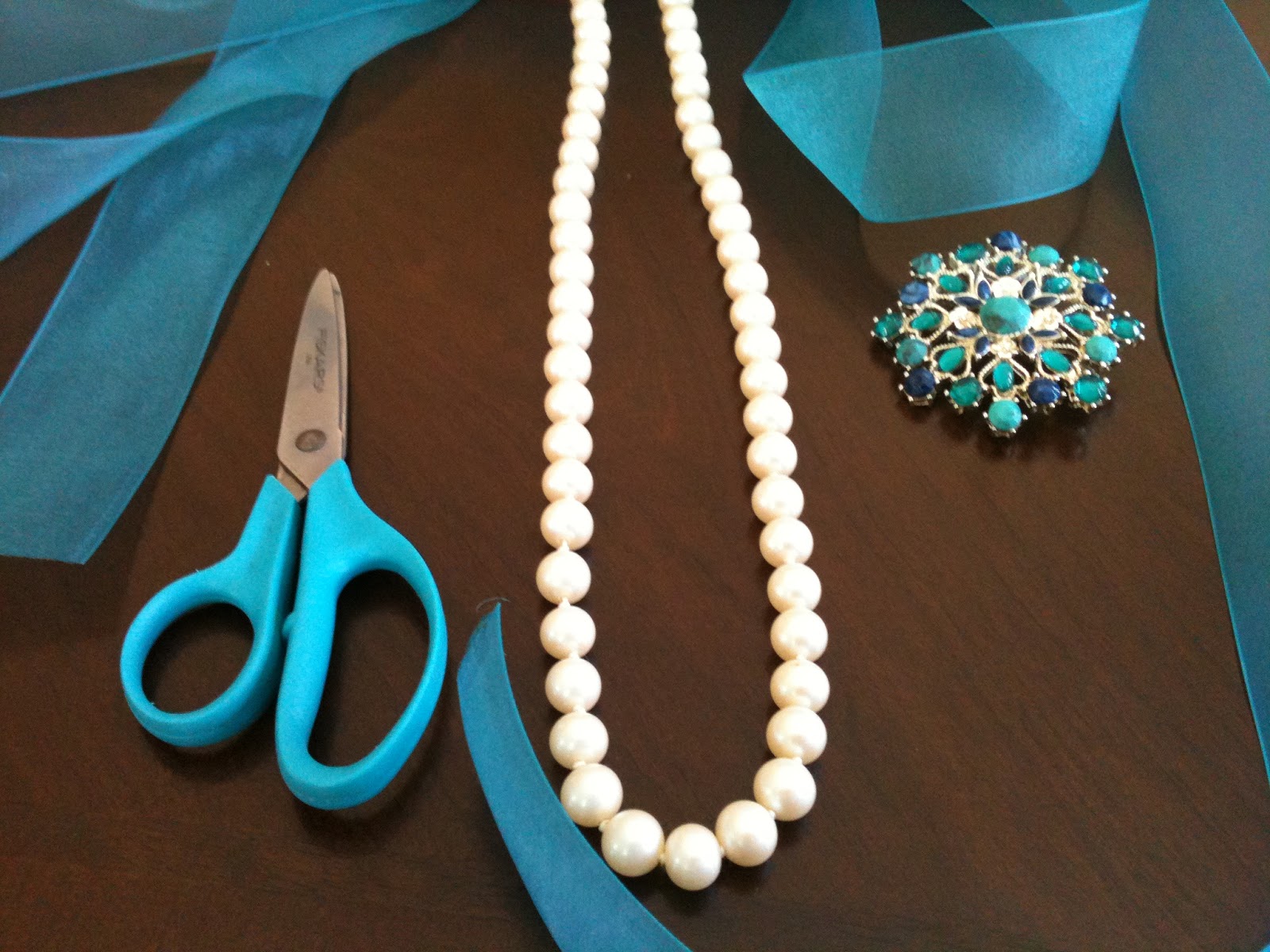 Holly Goes Lightly Pearl Necklace Update