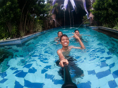 Ini di Kolam Arus Ini di Kolam Arus