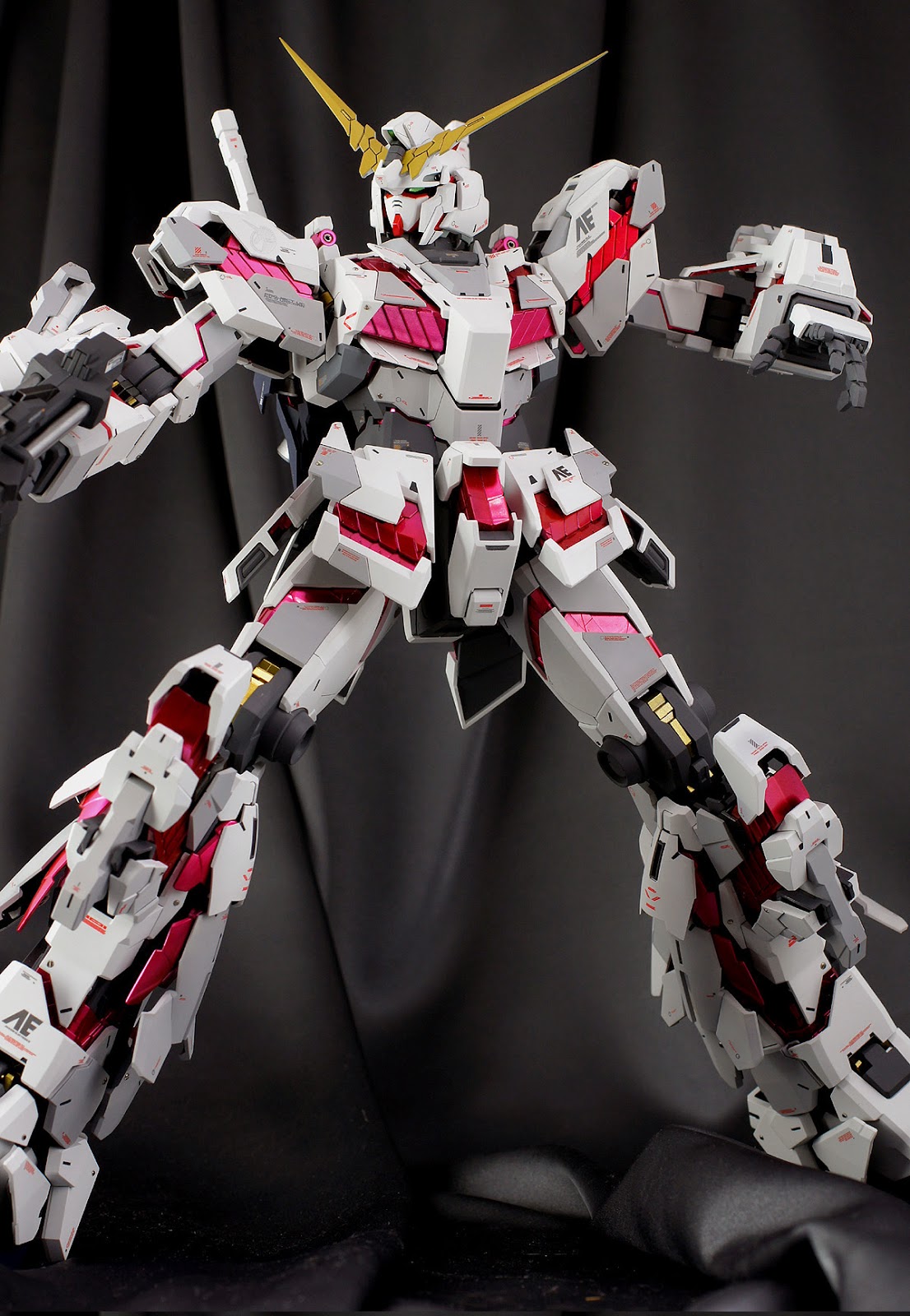 GUNDAM GUY PG 1/60 RX0 Unicorn Gundam Painted Build