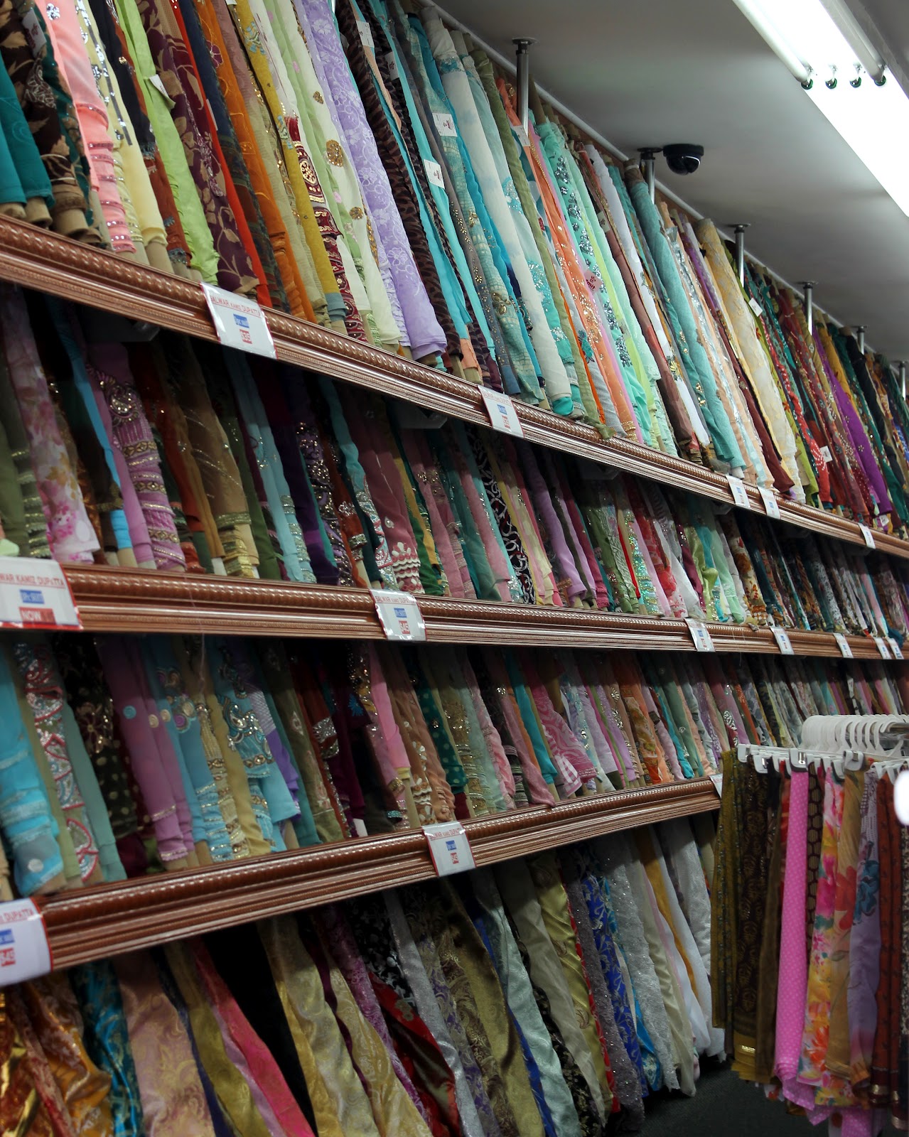 Anaïs and the City Little India