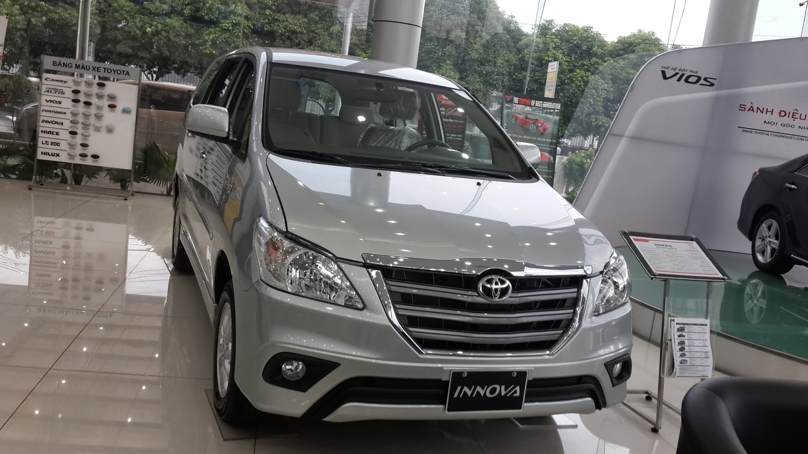 Bán xe Toyota Innova, Camry, Vios, Fortuner, Yaris, HIlux, Altis, HIace... - 3