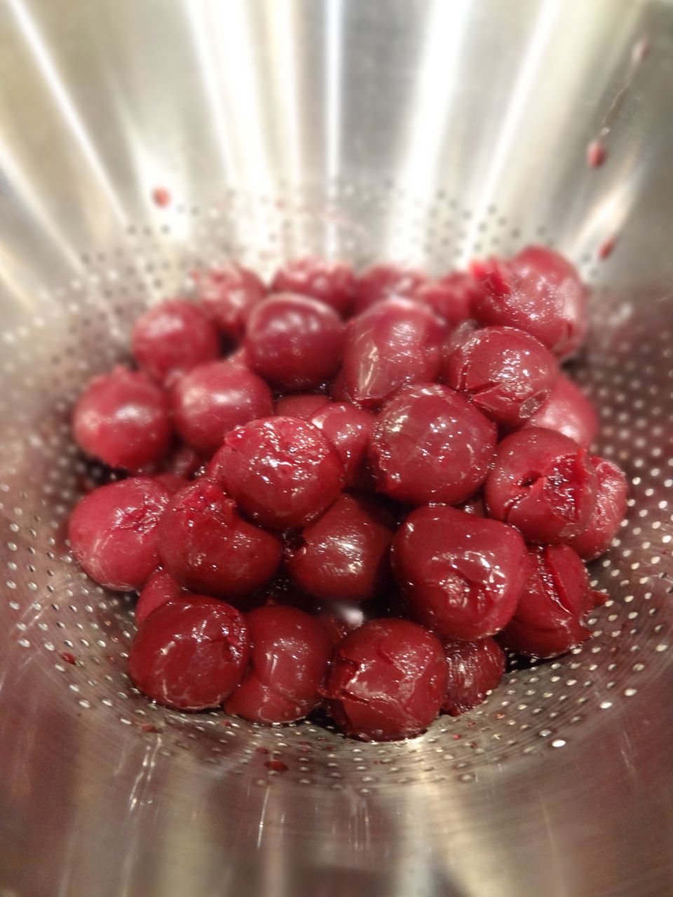 Scrumpdillyicious Nigella Lawson's Chocolate Cherry Trifle