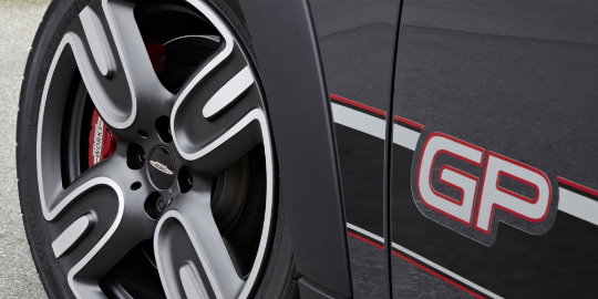 Mini+John+Cooper+Works+GP+2013
