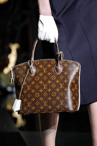 Louis Vuitton Fall Winter 2011 2012: THE BAGS, In LVoe with Louis Vuitton