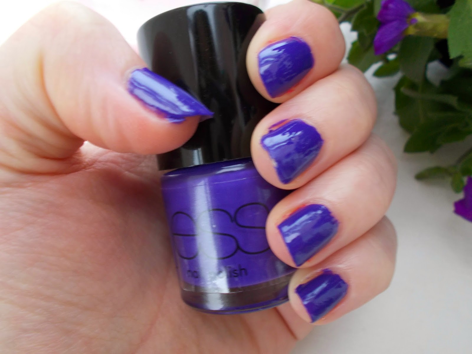 Madison looks 1000 x nicer on the nails than in the bottle! It's so