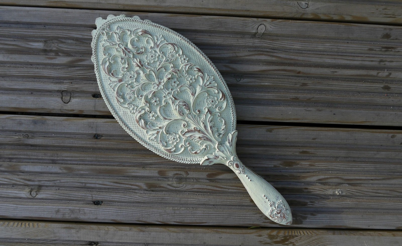 OSCAR'S BOUTIQUE HAND MIRROR