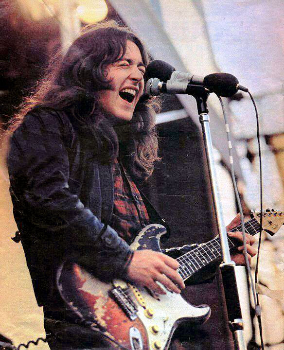 Taste (Rory Gallagher)- What's Going on Live at the Isle of Wight 1970 [2015, Classic Rock, HDRip]
