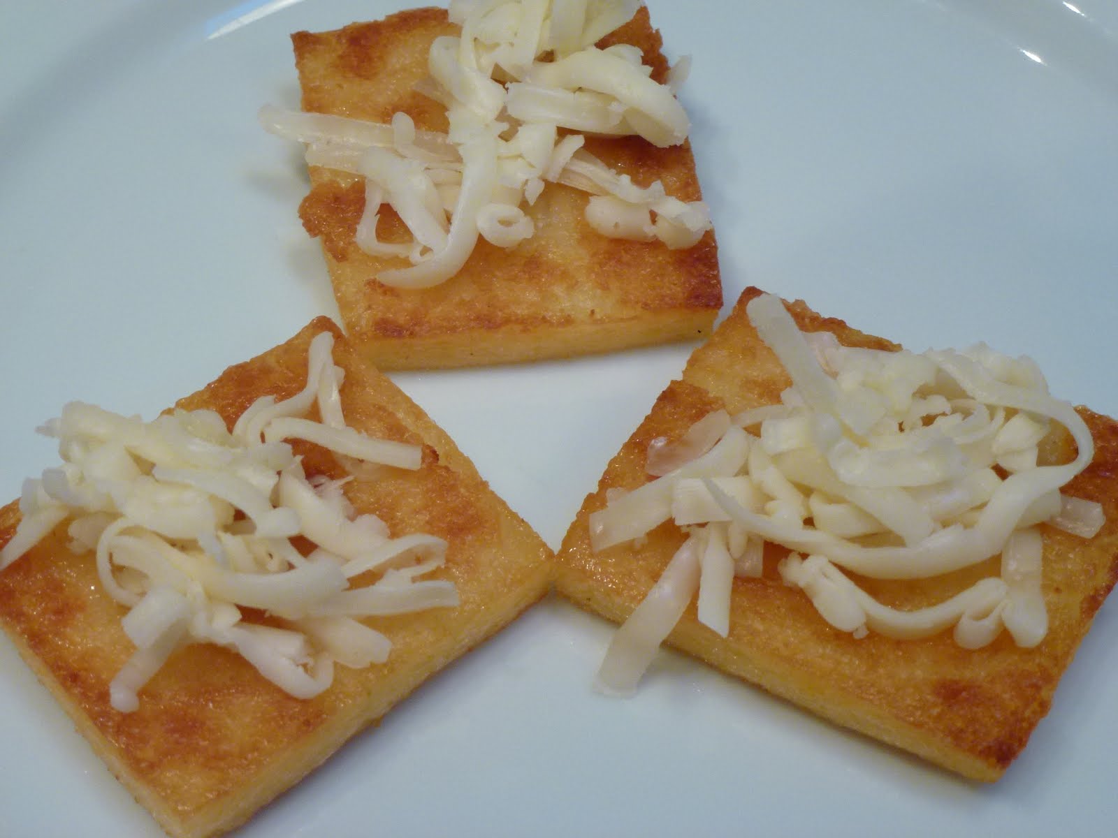Hardly Housewives Crispy Polenta Squares with Mushroom Ragu and Leek Jam
