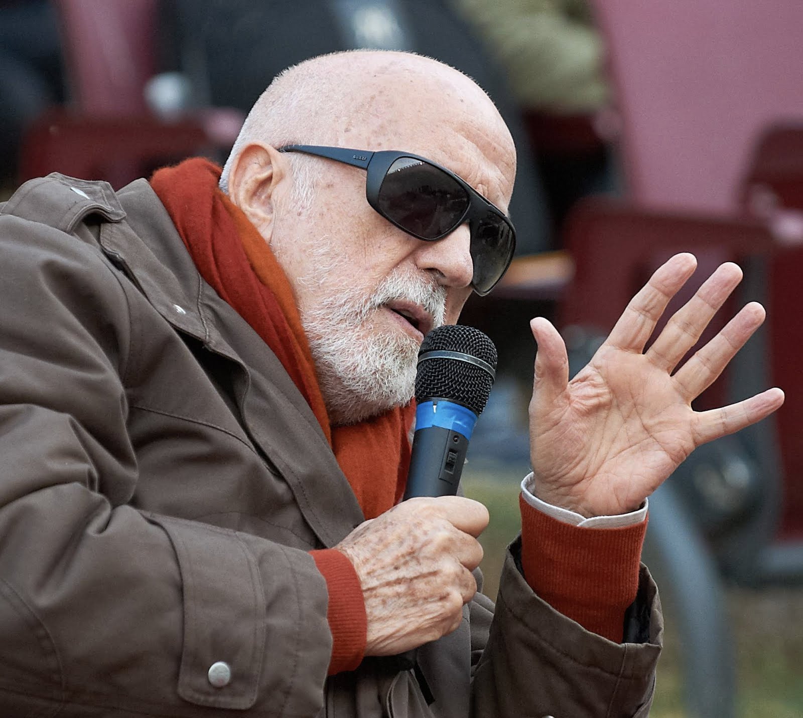 Una Voce Poco Fa Intervista Pier Luigi Pizzi alla sua sesta stagione