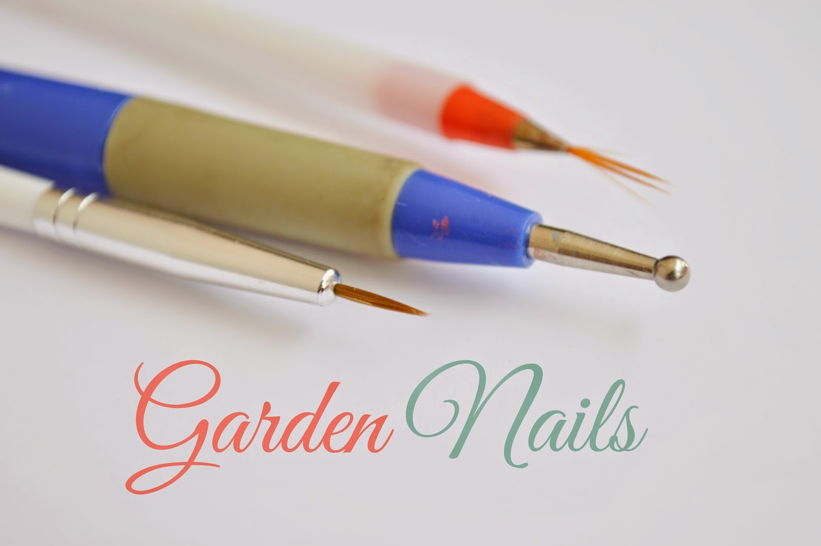 DIY Garden nails Polisheris