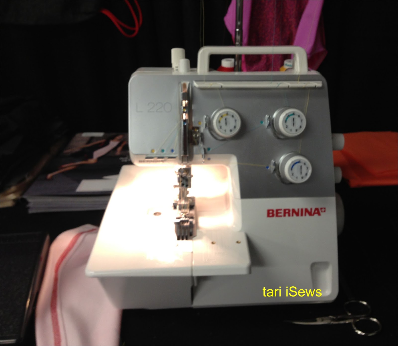 tari iSews BERNINA University 2013