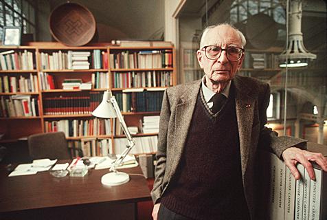 Estudios Contemporáneos: Claude Levi-Strauss: Intellectual considered the  father of modern anthropology whose work inspired structuralism