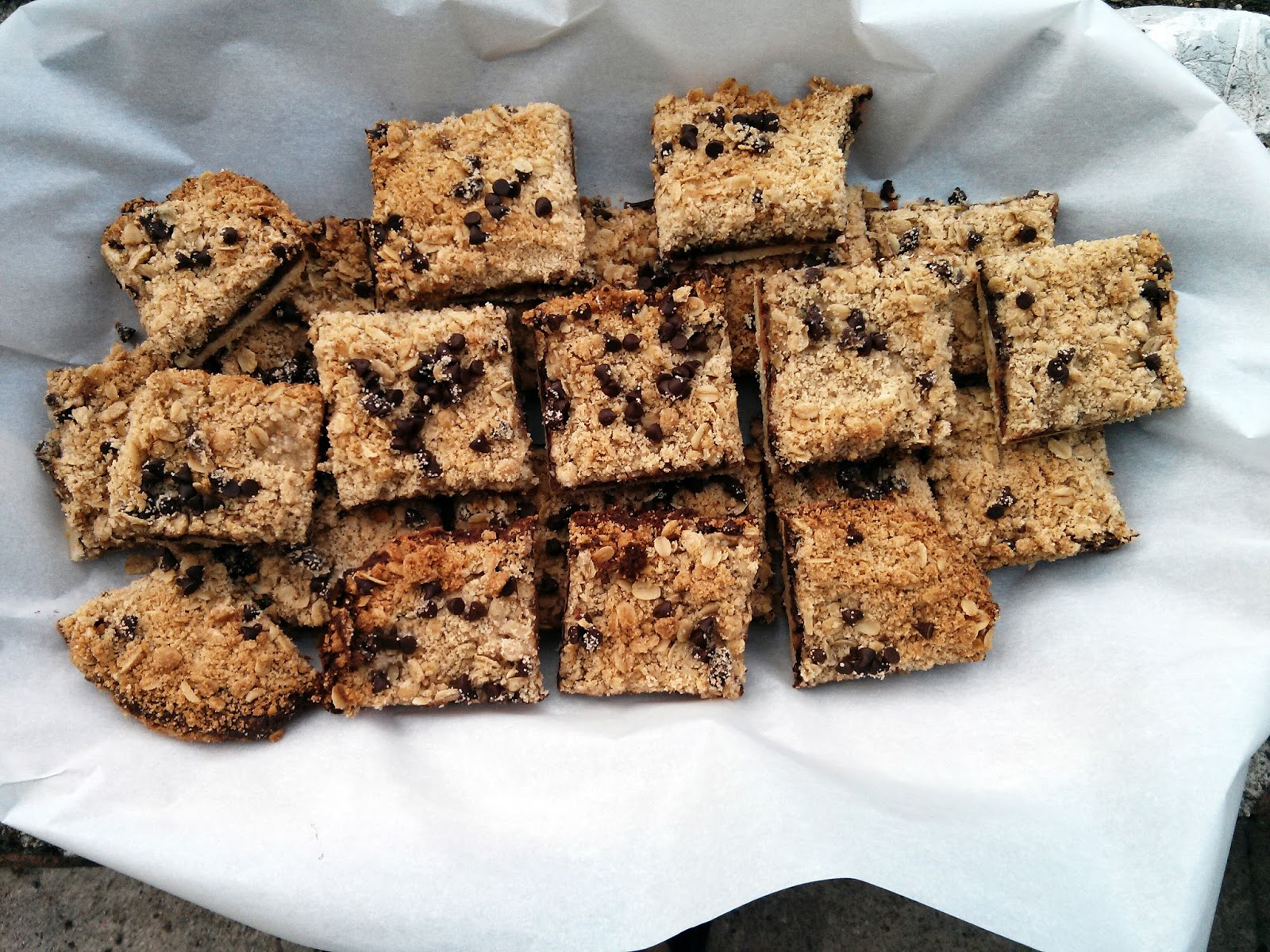 Warm Cup with Snow Fall Banana Nutella Cookie Bars