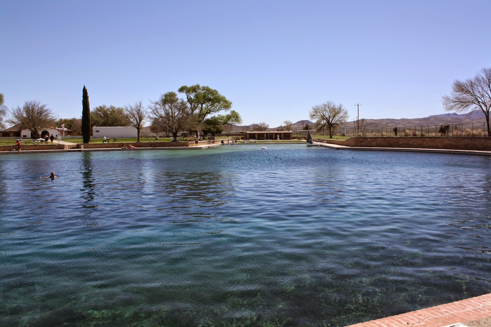 GrayScale Vacation Spot Balmorhea, TX