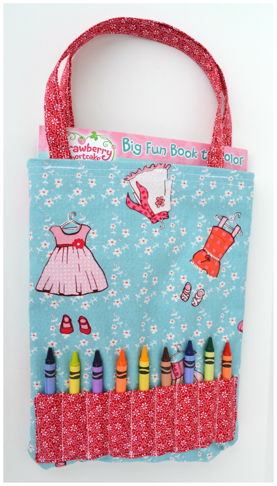 Potlucks on the Porch Personalized Crayon Tote Bag Tutorial