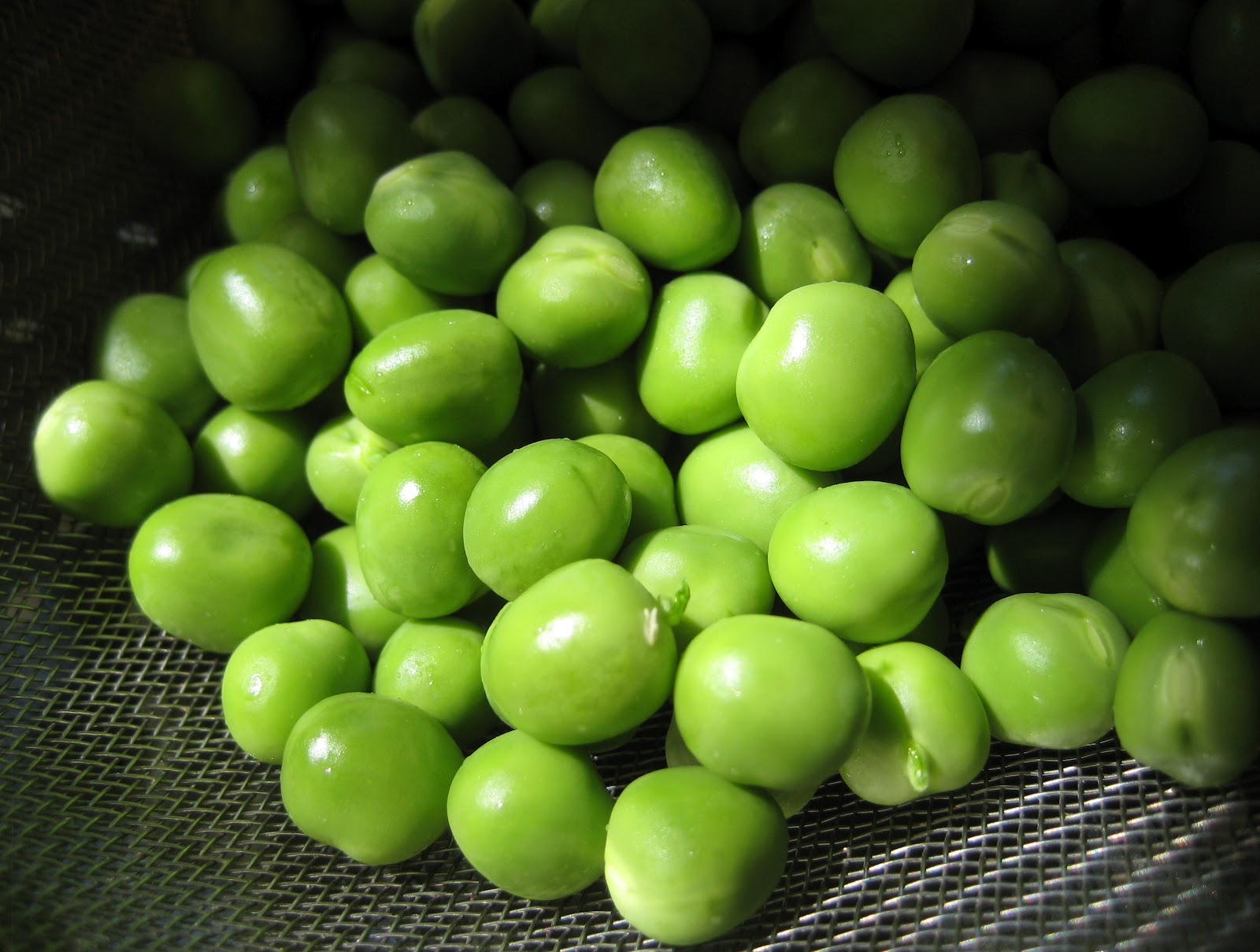 Cook Food. Mostly Plants. Spring Pea Risotto with Pancetta and Lemon