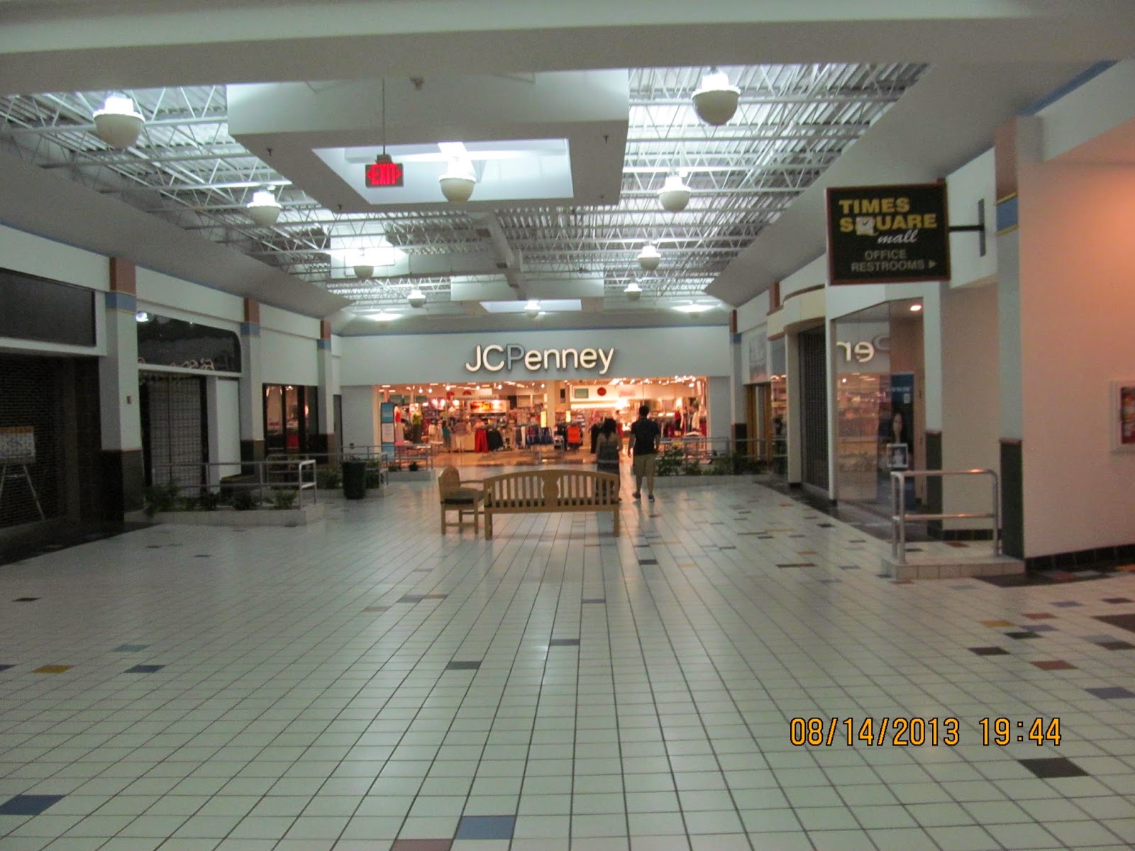 Trip to the Mall Times Square Mall (Mount Vernon, IL)