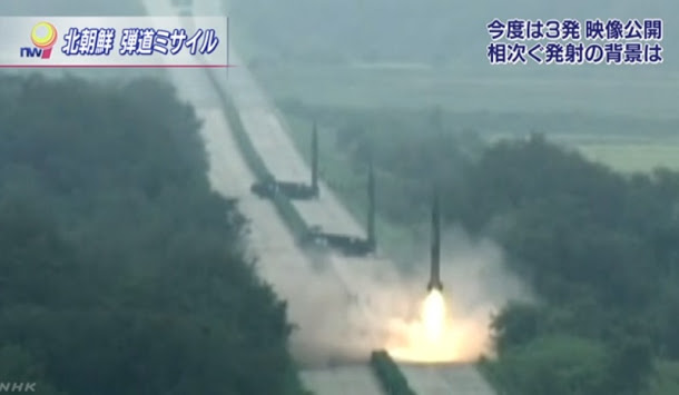 朝鮮在金正恩上台後,致力核武發展,圖為去年9月發表「成功進行彈道飛彈連續發射訓練」。 朝鮮在金正恩上台後,致力核武發展,圖為去年9月發表「成功進行彈道飛彈連續發射訓練」。