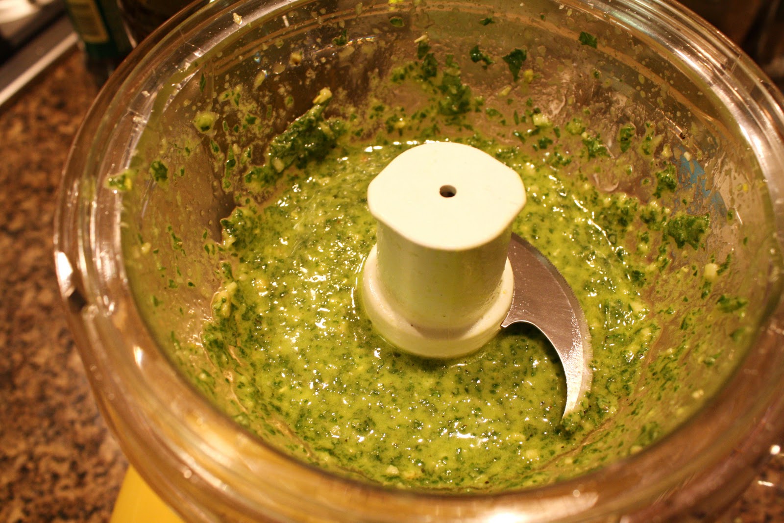 Living on Pure Land Spaghetti with turkeypesto meatballs