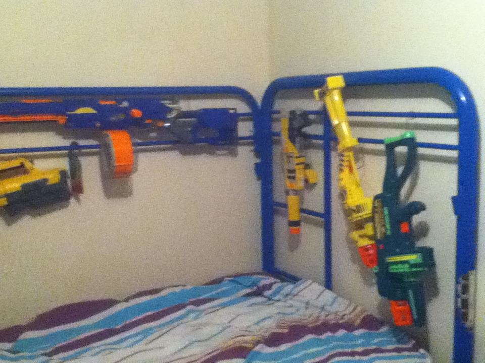 Wendy Can't Cook Nerf Gun Storage Battle Success!