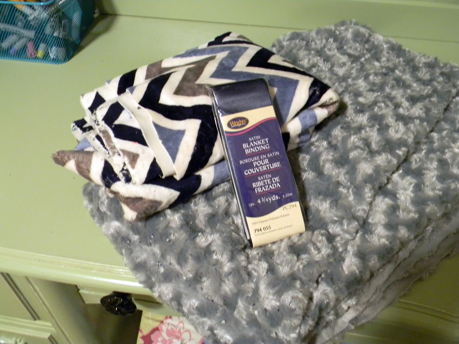 Little Bit of Paint 20 Minute 20 Dollar Blanket