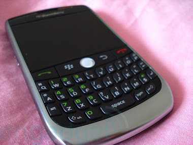 BlackBerry Javelin Curve 8900,_Harga Rp.2,400,000,-