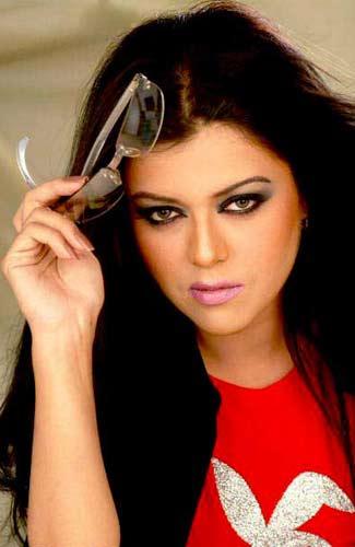 Maria Wasti Hot