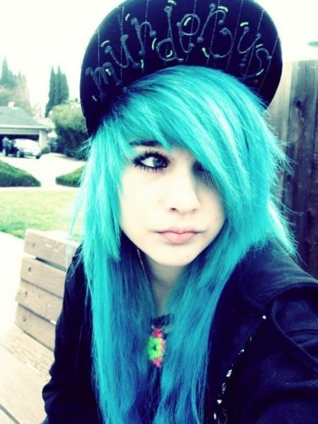 blue-hairstyle-emo-cute-girl.jpg