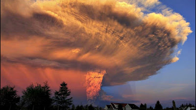 21 impactante imágenes del volcán Calbuco en erupción .  21 stunning images of the volcano Calbuco 
