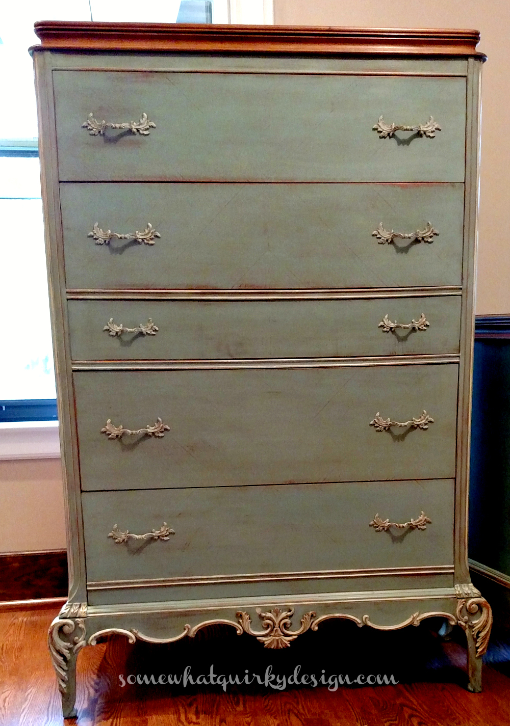 Somewhat Quirky Duck Egg Dressers