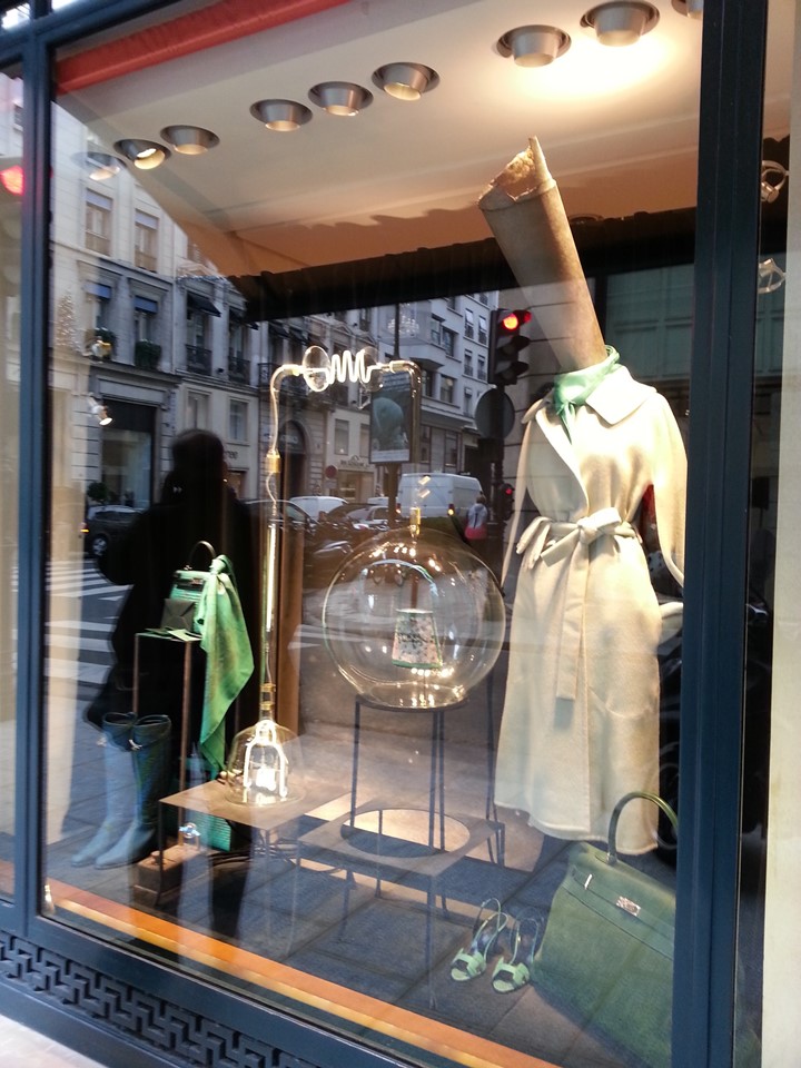 Paris Store Windows, December 2015 The Vivienne Files