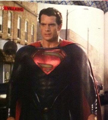 Man of Steel: Promos, imagenes y portada de Total Films