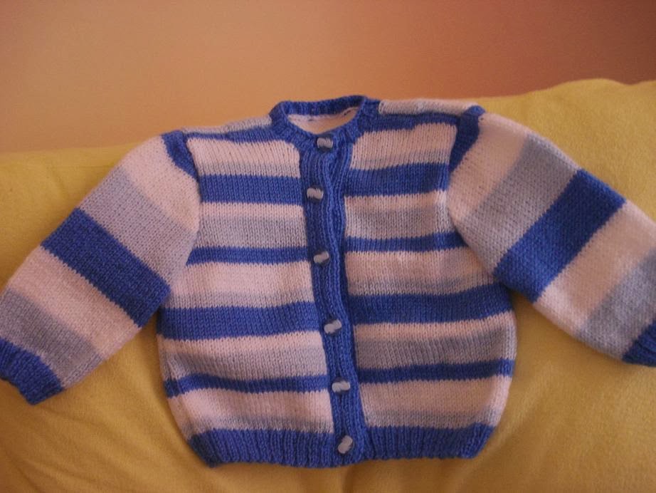 İki Renkli Bebek Yeleği &amp; Çizgili Bebek Hırkası